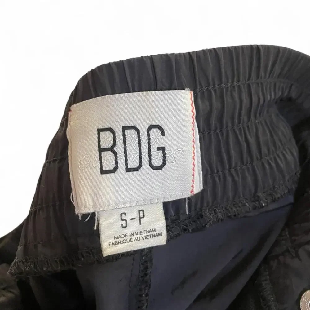 BDG Urban Outfitters Black Cargo Pants Size S - Picture 3 of 6